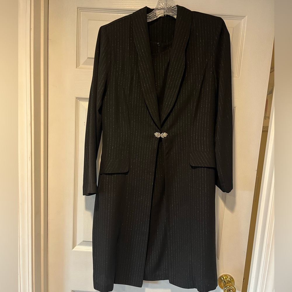 Vintage Poema two-piece black striped set
